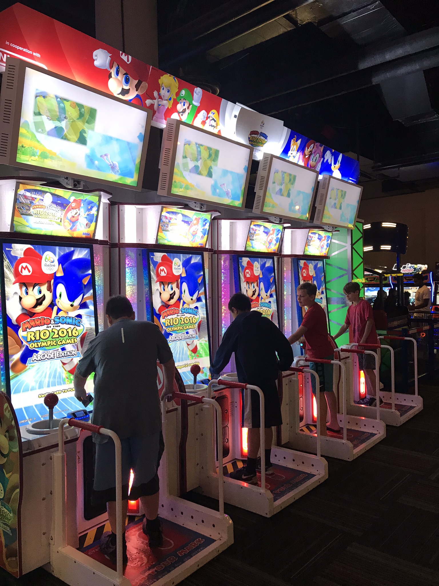 A6717856-7F99-491E-9BD6-ACFC28052199